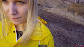 Встретил экс-девушку и трахнул ее в рот - откровенное уличное видео