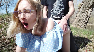 Развратная вечеринка с Meri Mouse: пикник превратился в жесткий секс