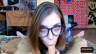 Горячее видео с страстной студенткой