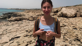 Страстный отдых русской туристки: пляж и горячий минет на курорте