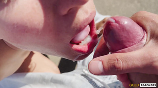 Горячее авто-приключение с развратной телкой