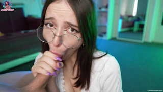 Шокирующий тренинг: сестра и брат в горячем обучении