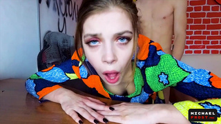 Гопник и похотливая студентка – жаркий секс вместо учебы