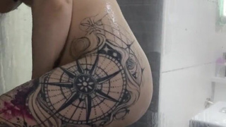 Домашнее порно с молодой нимфом в джакузи