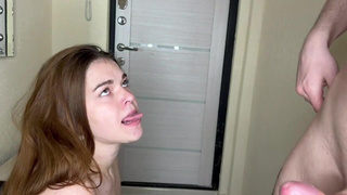 Заблудилась в лесу — дикий секс с незнакомцем в лесной глуши