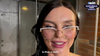 Доподглядывался — теперь еби мачеху, но только без кремпая (упс)