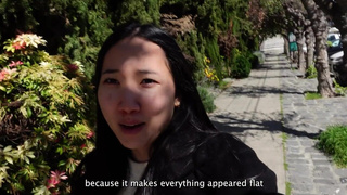 Возбуждённая азиачка кончает от глубоких толчков