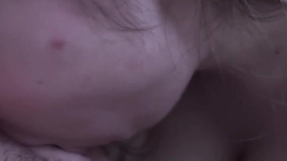 Не устоял перед горячим минетиком — кончил за секунды!