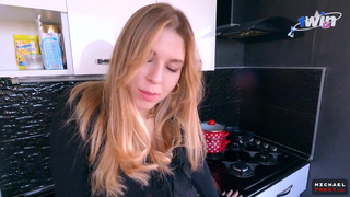 Застрял у мачехи? Она тебя надула – жесткий разврат с сюрпризом!