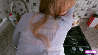 Сочная киска в ловушке страсти