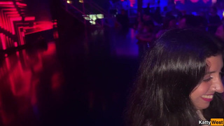 Дикий разврат в клубе: жесткий анал с левым парнем — дома такого не получишь