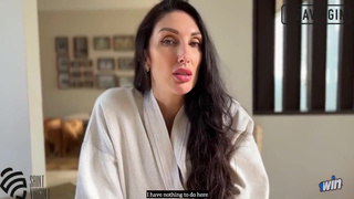 Страстный секс с сантехником пока муж отсутствует