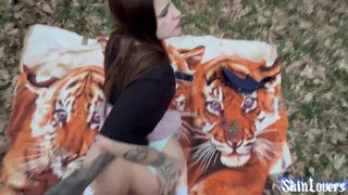 Нежные слова или жаркий секс? Решающий момент в постели!