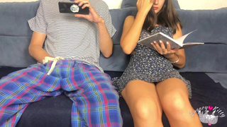 Взаимная мастурбация довела до оргазма — горячее видео с разрядкой без секса