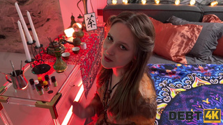 Una Fairy – как страсть стала валютой в этом видео