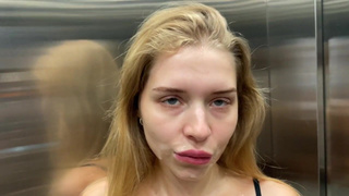 Она не скрывает следы страсти! Горячее видео с развратной развязкой