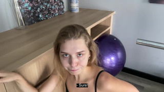 Она не скрывает следы страсти! Горячее видео с развратной развязкой