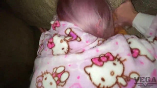 Страстный геймплей: сводная сестра в пижаме после Mortal Kombat