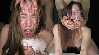 Горячая битва шлюх – грубый секс на выживание