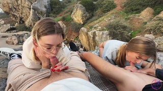 Жаркий секс в движении: скачки и глубокий минетик