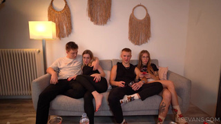 Наши друзья устроили горячий секс – притворились, что не заметили