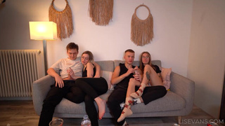 Наши друзья устроили горячий секс – притворились, что не заметили