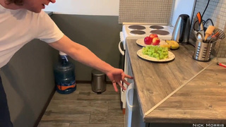 Откровенное видео: лесбиянки в плену мужского доминирования