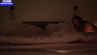 Запретное видео: кремпай и скрытые стоны – пасынок рядом!