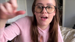 Влажная месть сестры за мелкий хуй брата