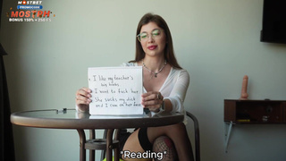 Преподавательница кончает на моём члене – горячее студенческое порно со страстной училкой