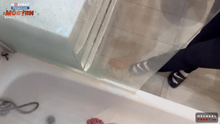 Откровенное видео с мокрыми ласками