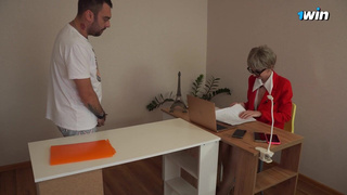 Босс в юбке командует: жесткое подчинение в горячем сексе