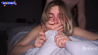 Жесткий страпон: без нежностей, только мощные удары