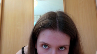 Nikа Bunny в горячем видео: от минетa до жесткого анала в домашней обстановке