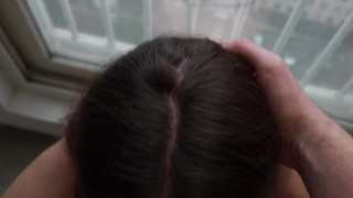 Неожиданный отсос от горячей соседки – соль и страсть