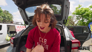 Порно актриса Shrooms Q