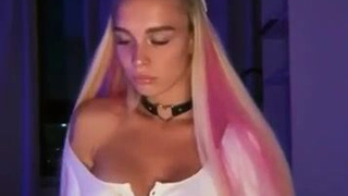 Сочные моменты и жаркие позы в HD качестве