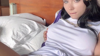 Греческая богиня страсти: горячее поклонение в HD