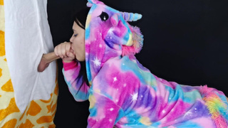 Секс в кигуруми: волшебный минетик от пушистой киски