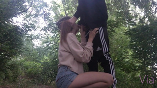 Дикий трах в кустах – страсть без правил