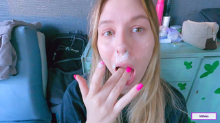 Горячая мачеха соблазняет пасынка: страстный инцест-трип когда дома никого